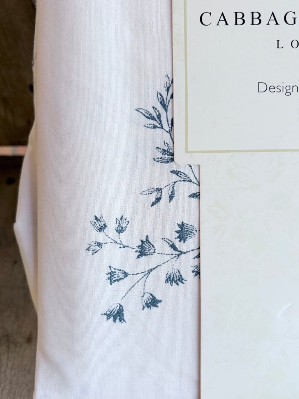 CABBAGES & ROSES London KITTY - BLUE Floral Cotton Percale Queen Size Sheet Set